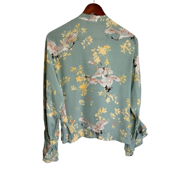 Zara Green Blouse with Heron Print Flowy Top Bell Sleeve Size XS - Picture 3 of 8